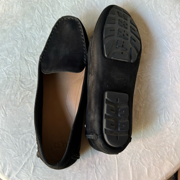 Ugg black suede slippers, similar to a nice Todds driving shoe. - Picture 1 of 5